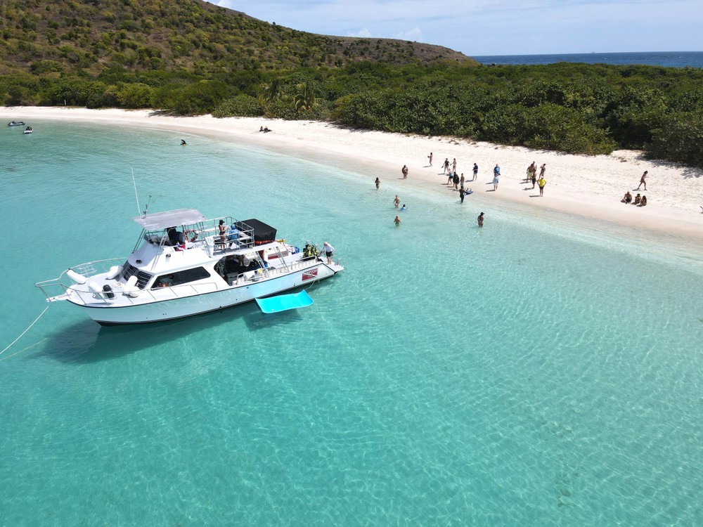Culebra All-inclusive Boat & Snorkeling Adventure